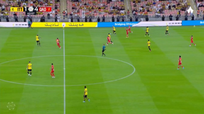 Gol Julián Quiñones Para el equipo Al-Qadsiah Contra Al Ittihad en el minuto 64