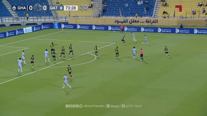 Gol Yacine Brahimi Para el equipo Al-Gharafa Contra Qatar SC en el minuto 74