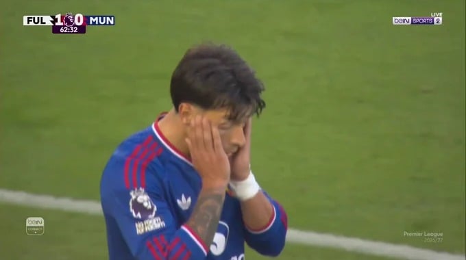 But contre son camp Lisandro Martínez Pour l’équipe Man United Contre Fulham à la minute 63