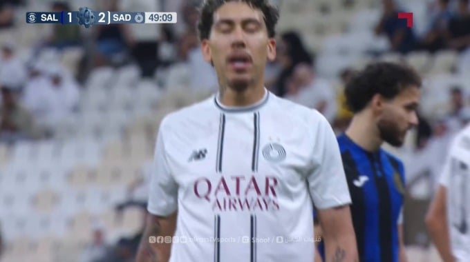 Penalty Roberto Firmino Pour l’équipe Al-Sadd Contre Al-Sailiya à la minute 50