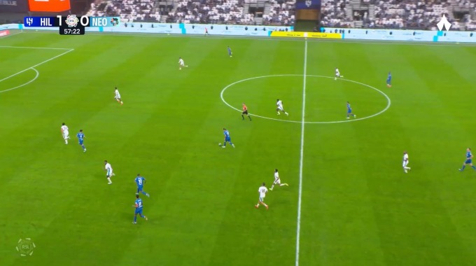 Gol Sultan Mandash Para el equipo Al Hilal Contra NEOM SC en el minuto 58