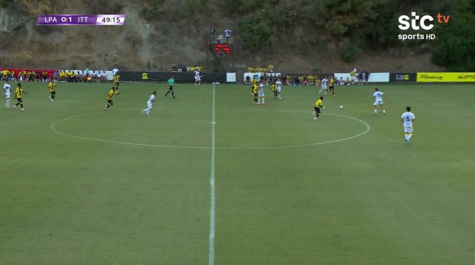 Gol Roger Para el equipo Al Ittihad Contra Las Palmas en el minuto 50