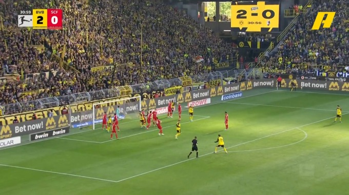 But Ramy Bensebaini Pour l’équipe Dortmund Contre Freiburg à la minute 31